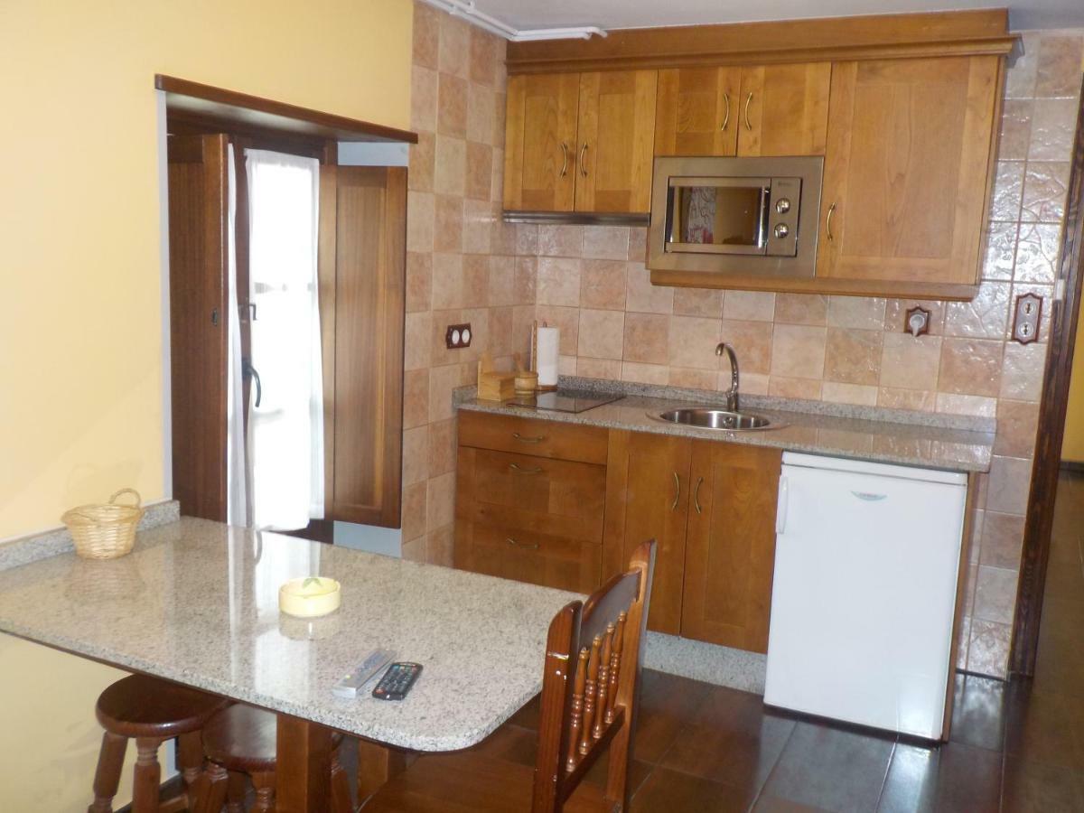 Apartamentos Rurales La Husteriza Ruenes Exterior photo